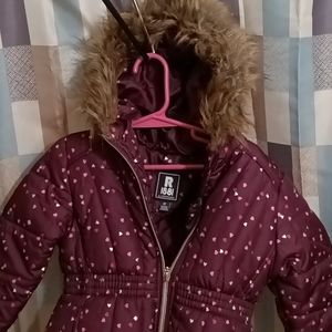 S.ROTHSCHILD burgundy puffer w pink/ silver hearts, zipper faux fur collar Sz 3T